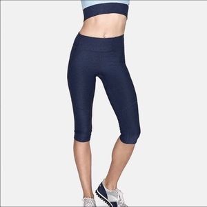 Outdoor Voices Knee Cap Leggings